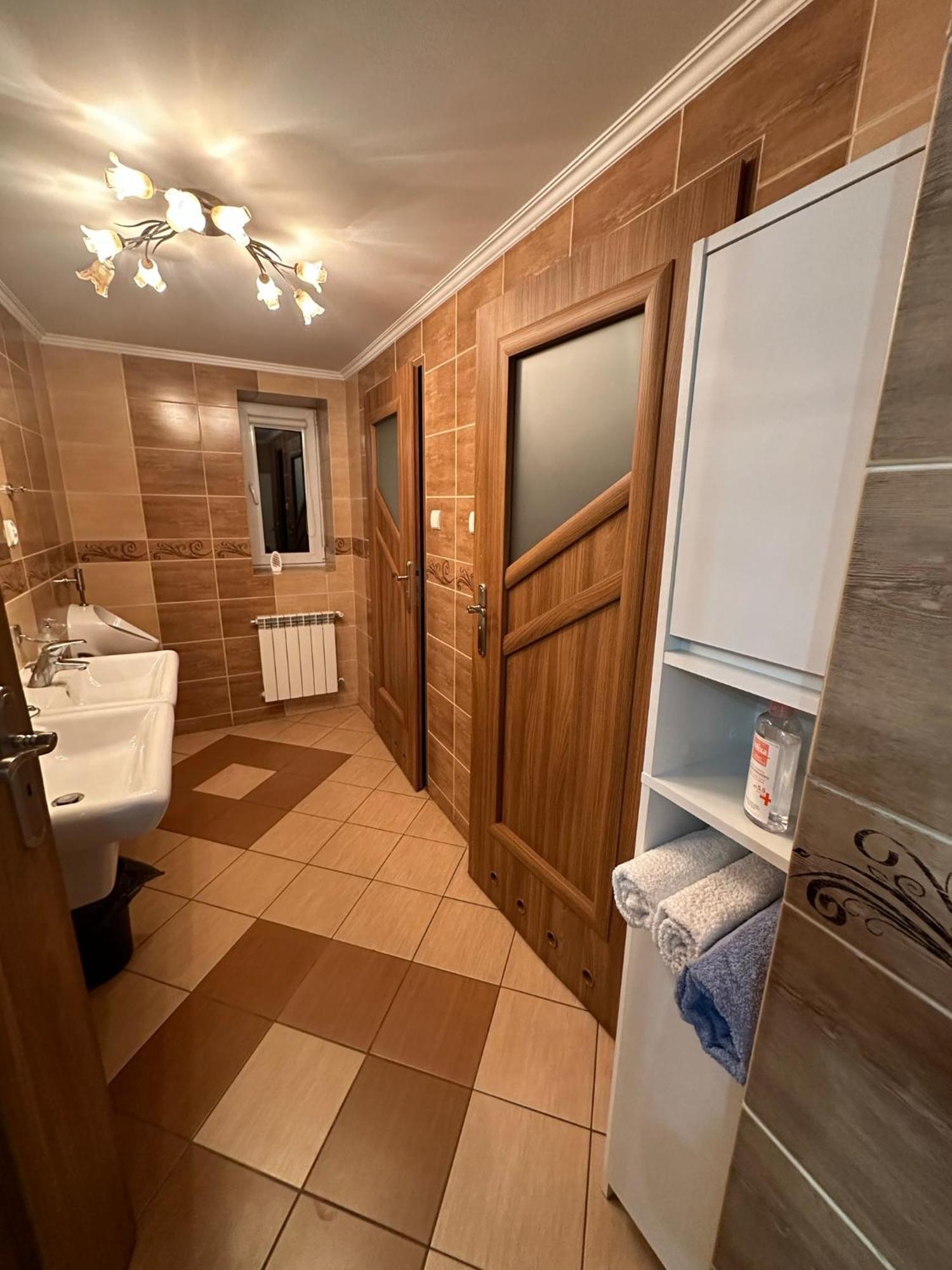 Domek Pod Miastem Apartment Przemysl Ngoại thất bức ảnh
